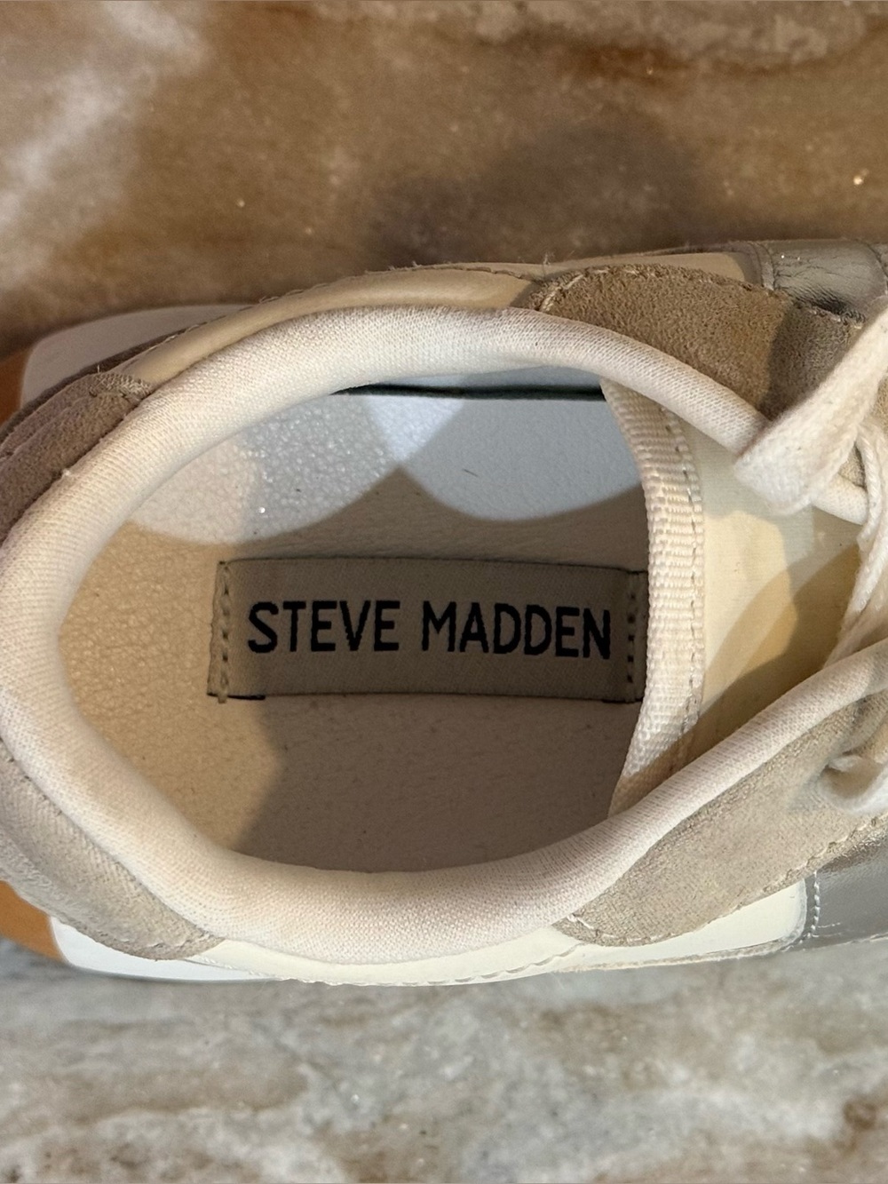 Women’s STEVE MADDEN Kendrix taupe & silver athletic jogger sneakers- Size 8 - Picture 9 of 11